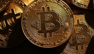 کاهش ذخایر مبادلات بیت کوین