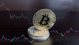 صعود بیت کوین همزمان با تنش های اقتصادی آمریکا