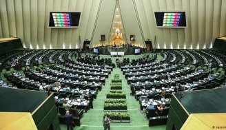 نمایندگان مجلس نتوانستند روی بودجه تصمیم گیری کنند