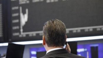 مقایسه نقدشوندگی در بازار های مالی