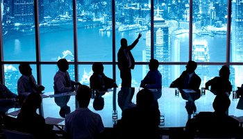 اطلاعات موجود در گزارش فعالیت هیئت مدیره