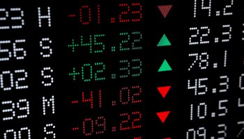 تفاوت قیمت پایانی و قیمت آخرین معامله