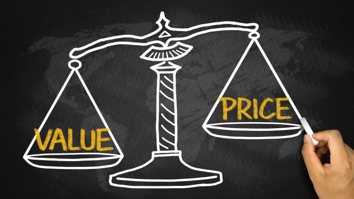 تفاوت ارزش و قیمت در بازار سهام