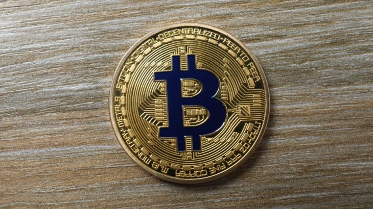 سقوط بیت کوین و فشار بر آلت کوین ها