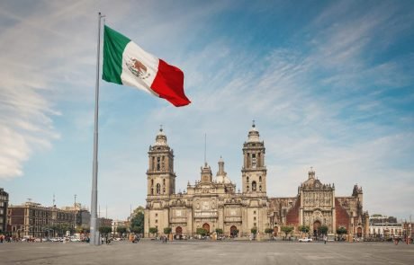 مکزیک 12 صرافی ارز دیجیتال غیرقانونی را کشف کرد