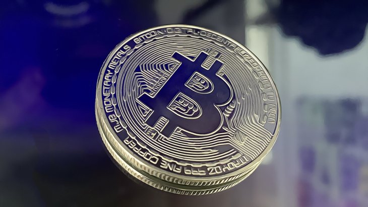 افزایش انتقال بیت کوین توسط نهنگ ها همزمان با تغییرات بازار