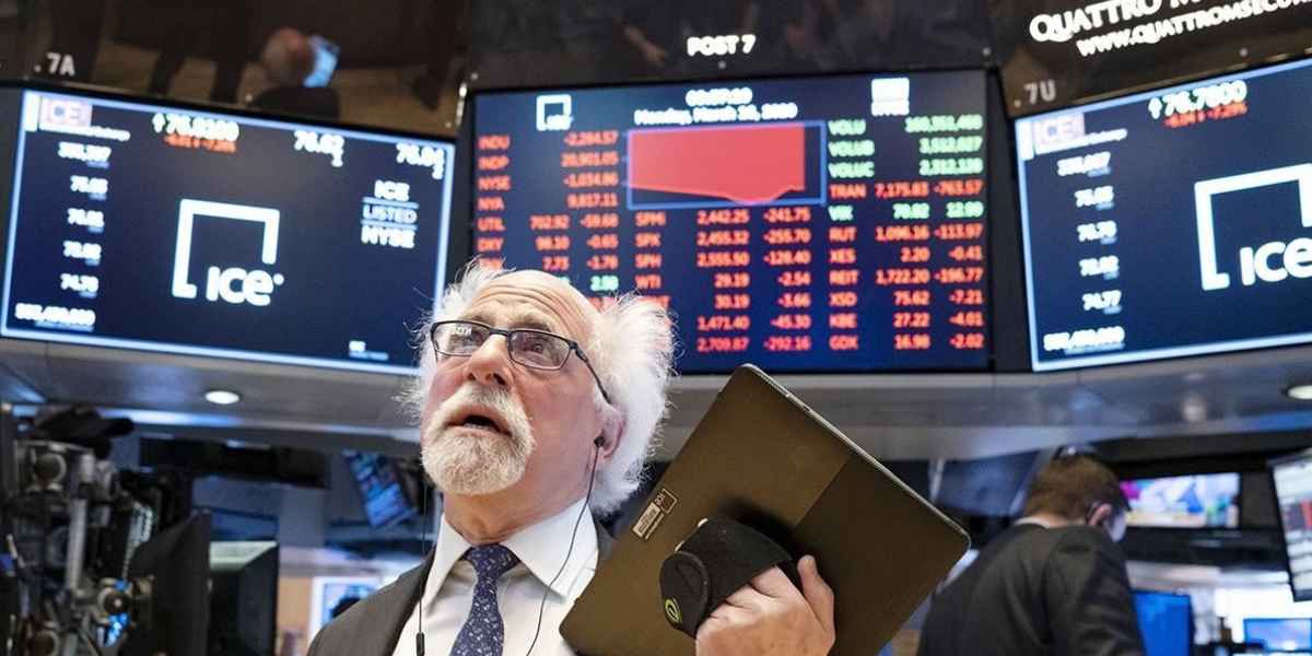 نمودار نزولی و سقوط قیمت در بازار های مالی، چرا تحلیل سنتی و فردی به تنهایی کافی نیست؟