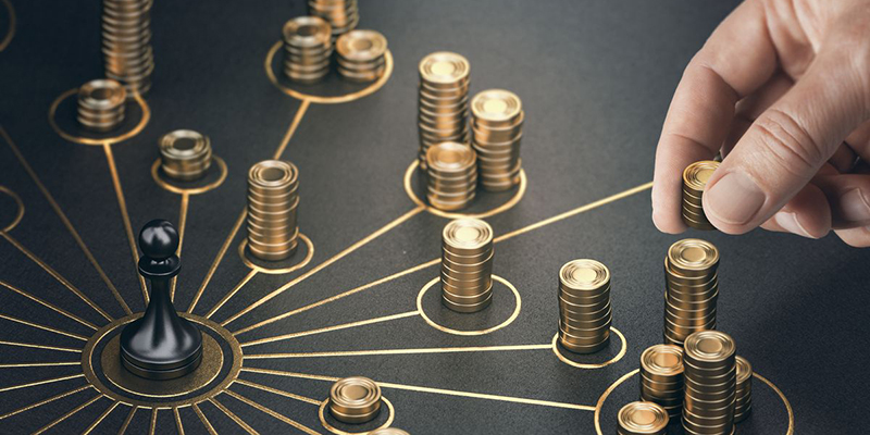 در چه مواقعی توکن سوزی بهتر از بازتوزیع توکن است؟