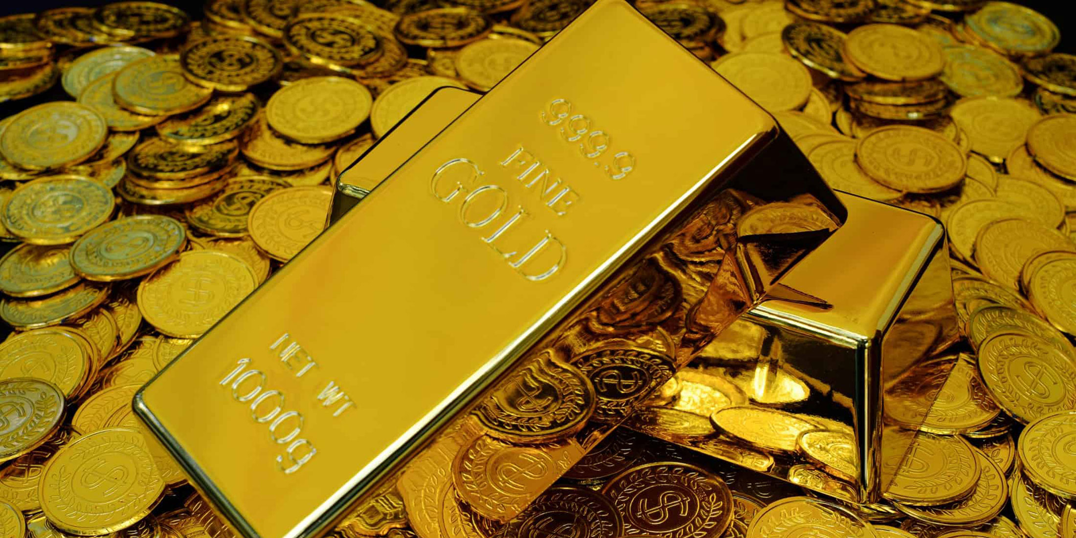مقایسه سرمایه گذاری در طلا با دلار و استیبل کوین