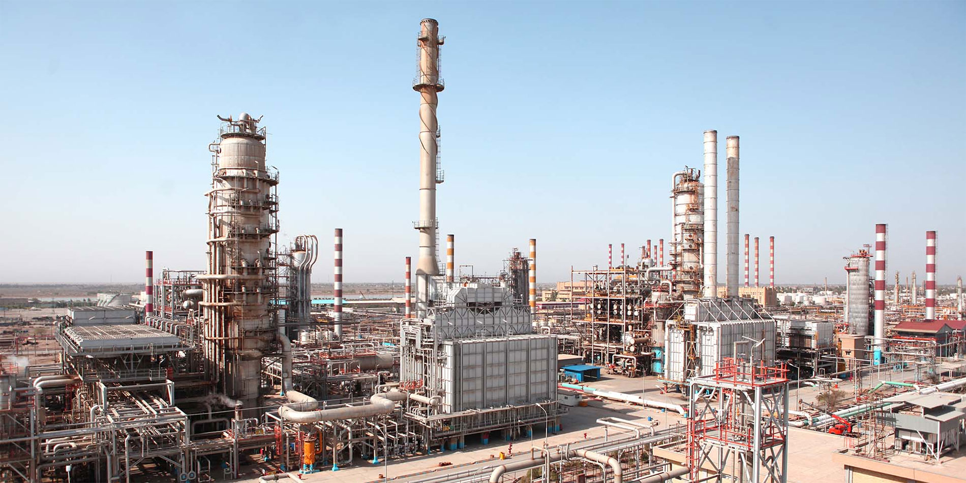 شرکت پالایش نفت اصفهان بزرگترین شرکت گروه فرآورده های نفتی