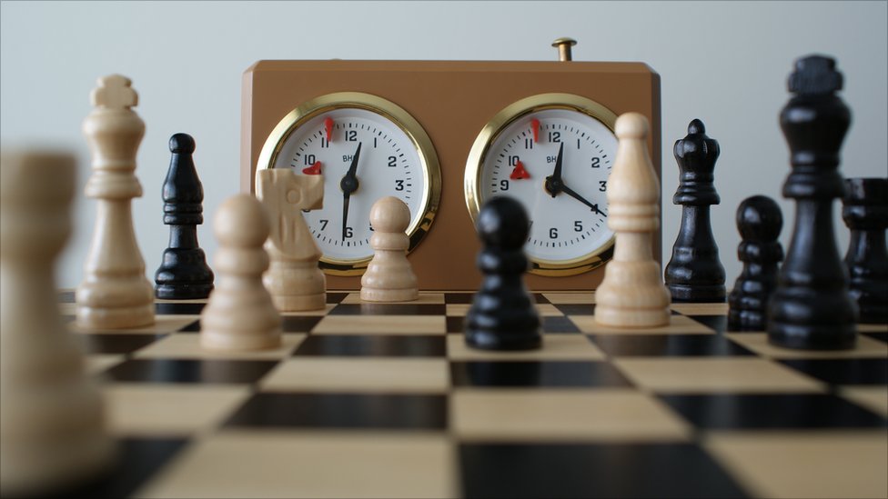 بررسی شباهت شطرنج با بازارهای مالی